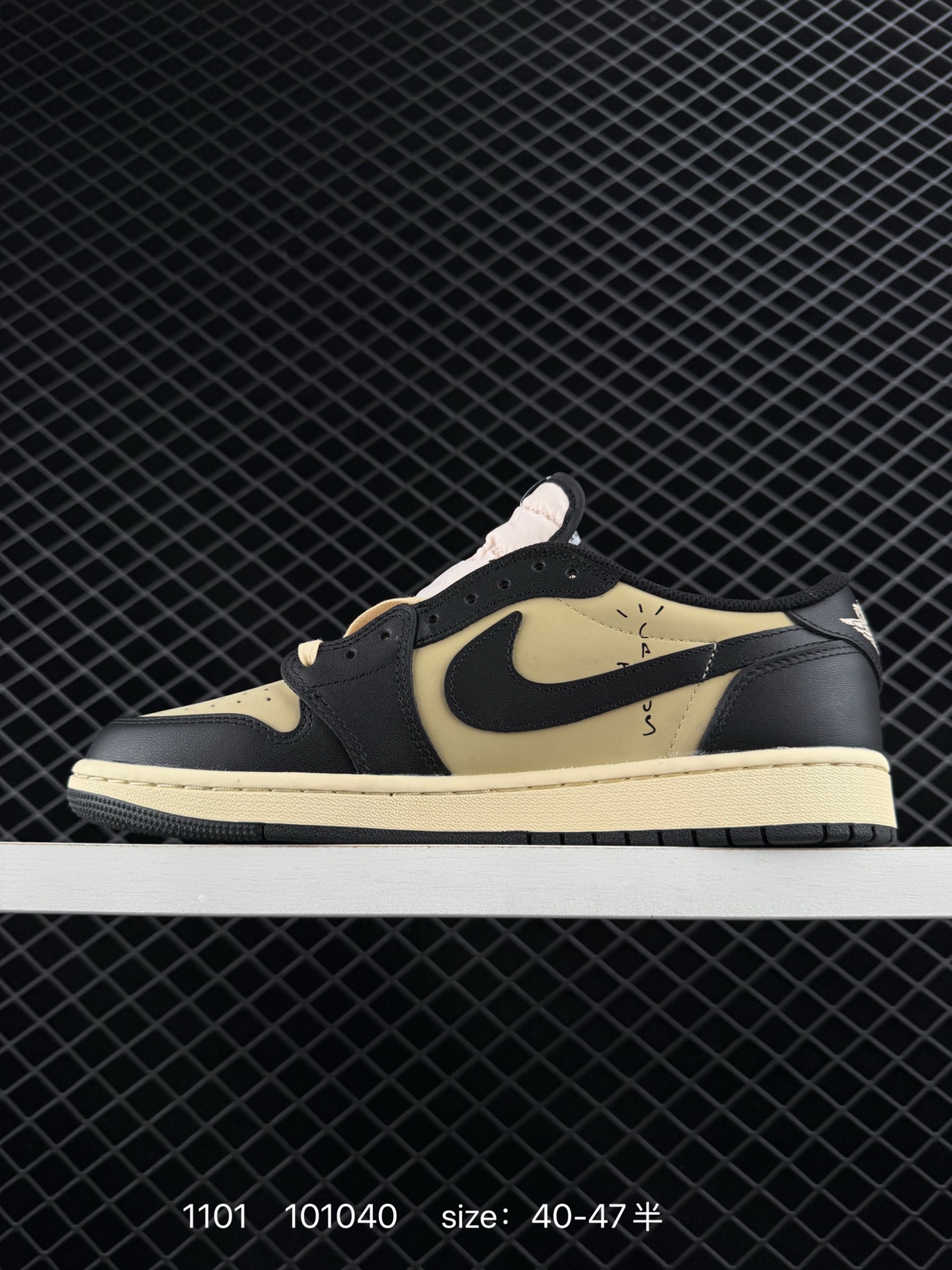 Travis Scott x Air Jordan 1 ” Reverse Mocha “